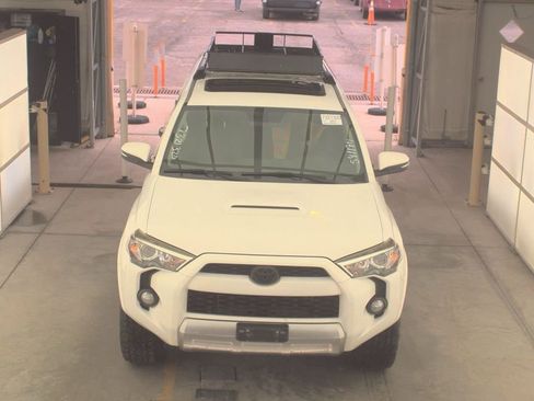 Used 2019 Toyota 4Runner TRD Off-Road Premium image 7