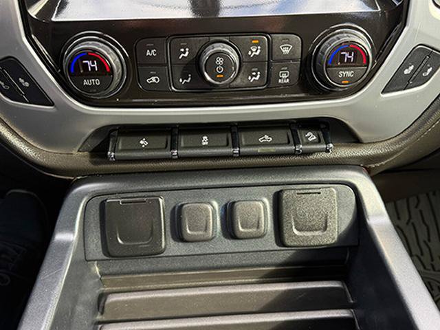 Used 2017 GMC Sierra 1500 SLT w/ SLT Premium Package AWD/4WD image 18
