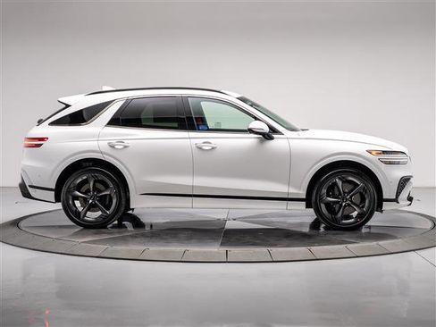 New 2026 Genesis GV70 2.5T Sport Prestige AWD/4WD image 6