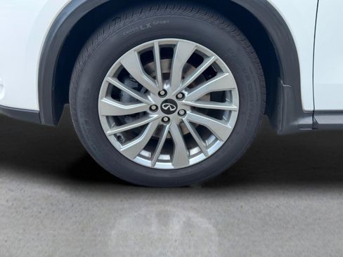 Used 2023 INFINITI QX50 Pure AWD/4WD image 9