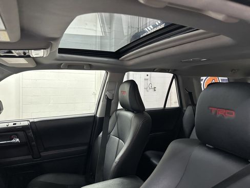 Used 2020 Toyota 4Runner Venture image 34