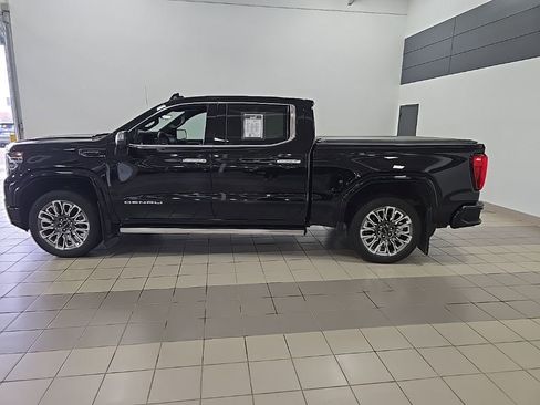 Used 2023 GMC Sierra 1500 Denali Ultimate image 2