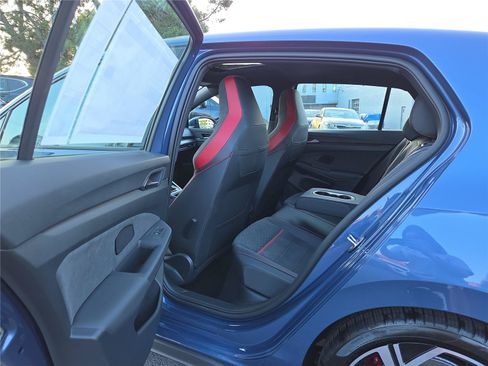 New 2026 Volkswagen GTI SE FWD image 24