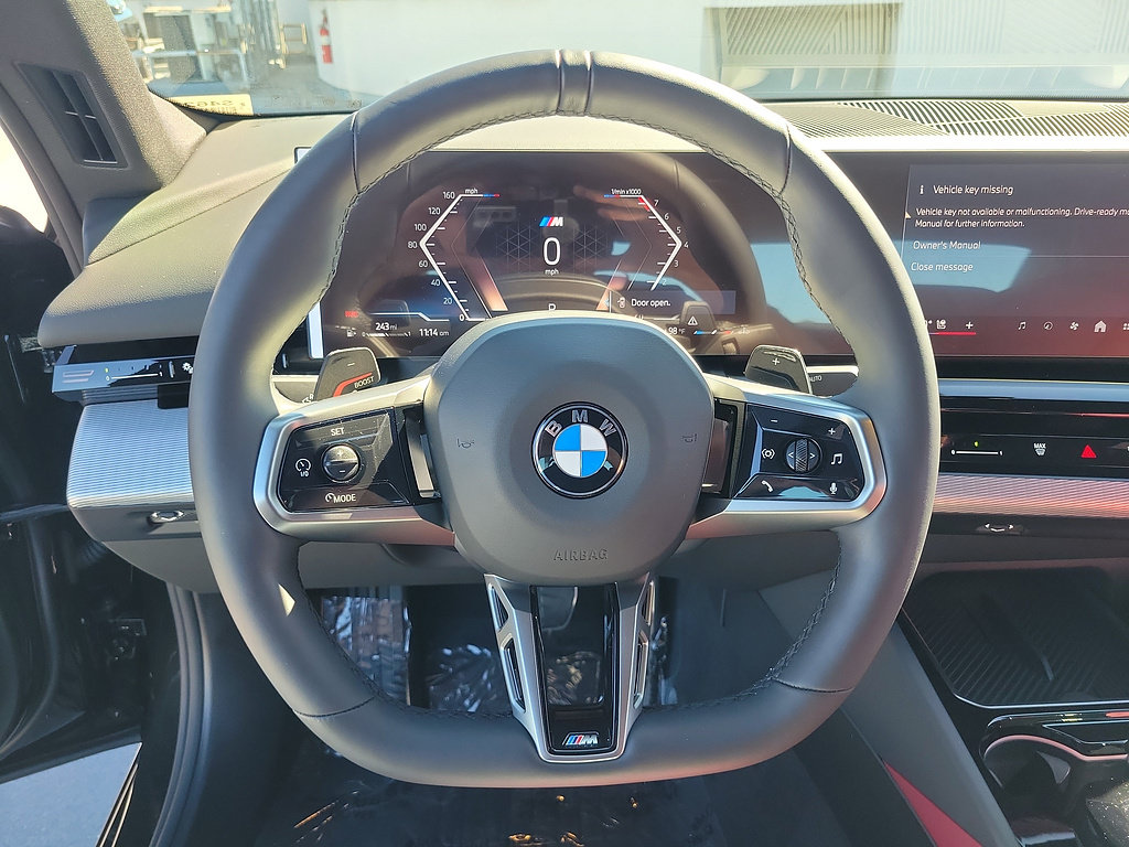 Used 2026 BMW 530i w/ M Sport Package RWD image 24
