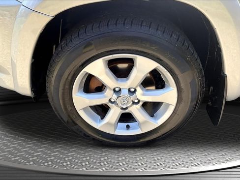 Used 2011 Toyota RAV4 Limited w/ Limited Extra Value Pkg image 33