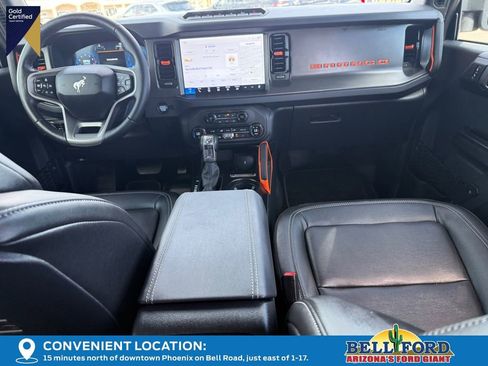 Used 2025 Ford Bronco Badlands image 14