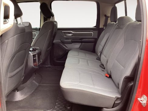 Used 2019 RAM 1500 Big Horn AWD/4WD image 26