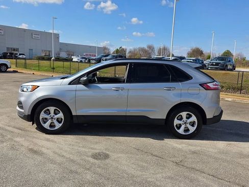 Used 2024 Ford Edge SE AWD/4WD image 4