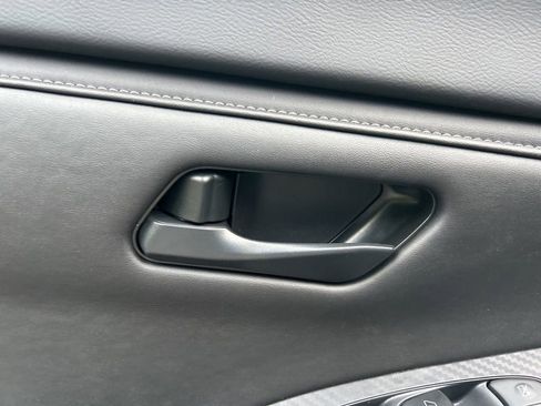 New 2025 Nissan Sentra S image 12