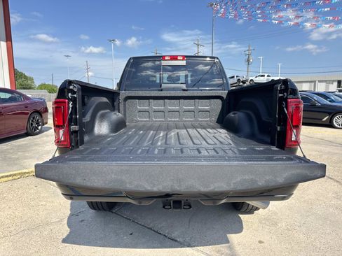 Used 2026 RAM 2500 Laramie AWD/4WD image 8