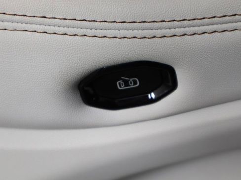 New 2026 Jeep Cherokee Limited image 23