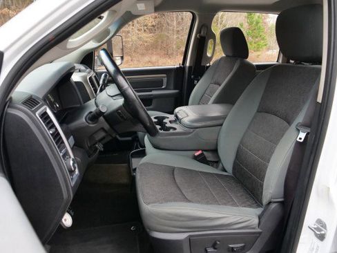 Used 2014 RAM 3500 Big Horn image 3