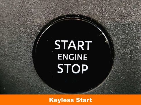 Used 2025 Nissan Rogue SV image 18