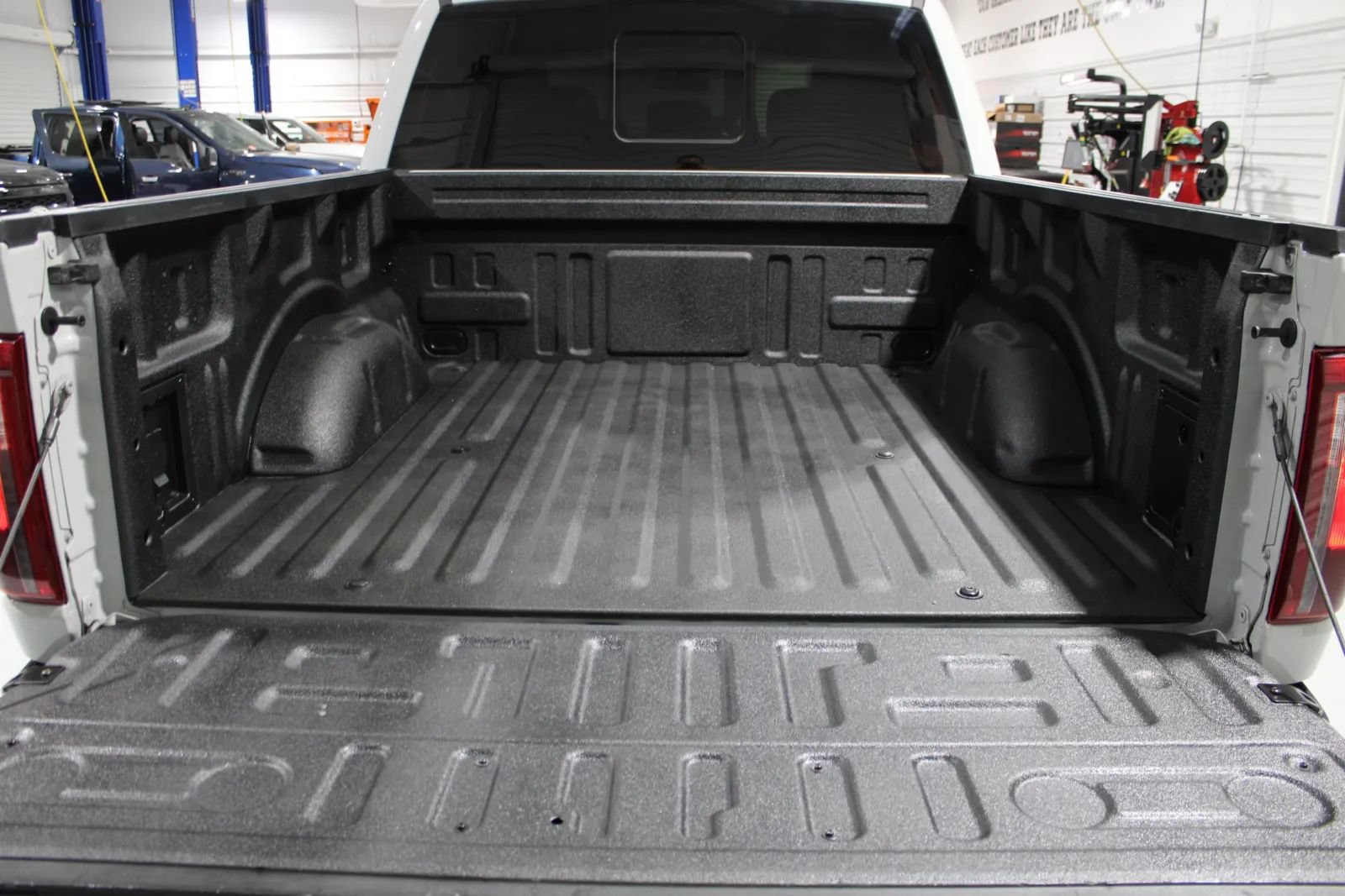 Used 2024 Ford F150 XLT w/ Equipment Group 302A MID AWD/4WD image 40
