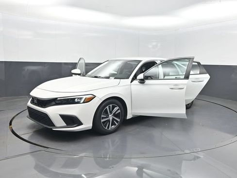 Used 2023 Honda Civic LX image 36