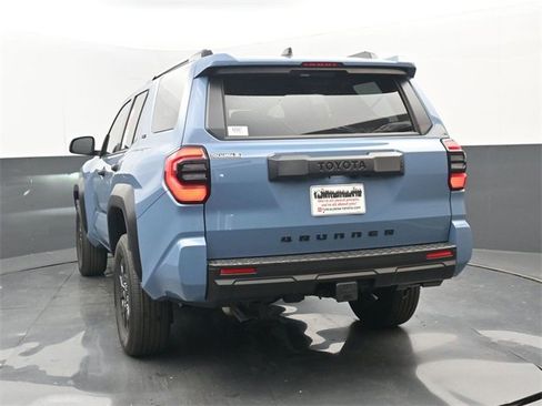 New 2025 Toyota 4Runner SR5 image 18
