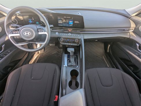 Certified 2024 Hyundai Elantra SEL FWD image 12