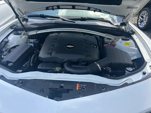 Used 2015 Chevrolet Camaro LT RWD image 14