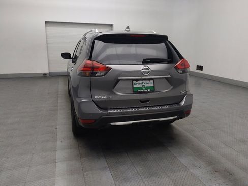 Used 2020 Nissan Rogue SV FWD image 6