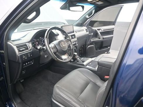 Used 2023 Lexus GX 460 Premium w/ Premium Package AWD/4WD image 6