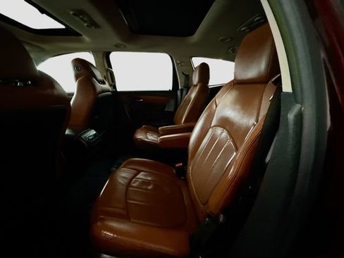 Used 2017 Chevrolet Traverse Premier image 26