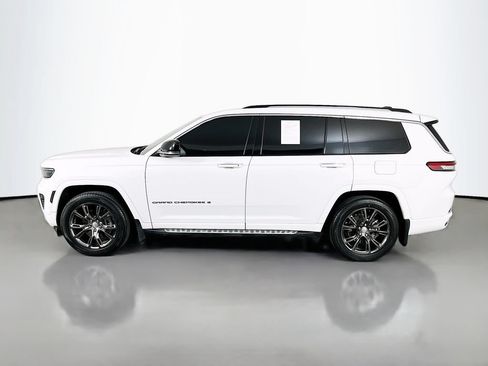 Used 2023 Jeep Grand Cherokee L Overland w/ MOPAR Finishing Package AWD/4WD image 5