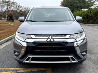 Used 2019 Mitsubishi Outlander SE video 2