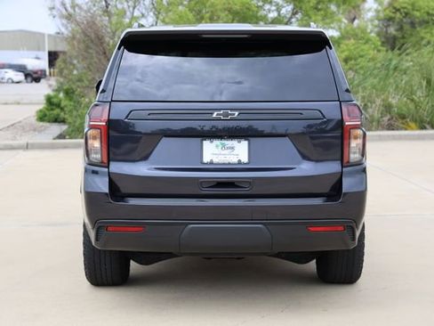 Used 2023 Chevrolet Tahoe Z71 w/ Luxury Package AWD/4WD image 7