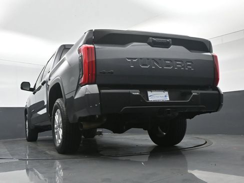 Used 2022 Toyota Tundra SR5 w/ SR5 Convenience Package image 64