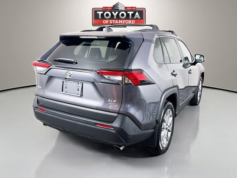 Certified 2022 Toyota RAV4 XLE Premium image 7