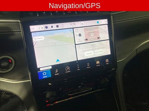 Used 2022 Jeep Grand Cherokee Limited image 3