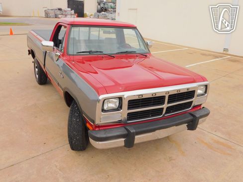 Used 1991 Dodge D/W Truck 250 image 34