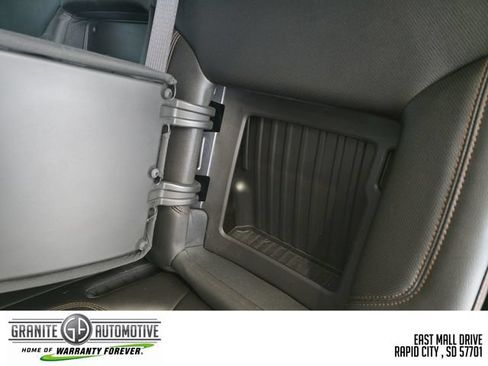 Used 2020 GMC Sierra 1500 AT4 w/ AT4 Preferred Package AWD/4WD image 36