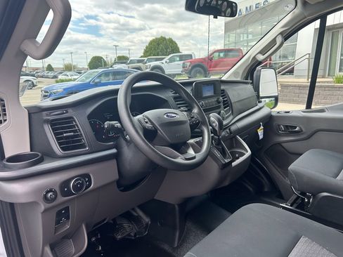 Certified 2025 Ford Transit 250 Low Roof w/ Exterior Upgrade Package RWD image 9