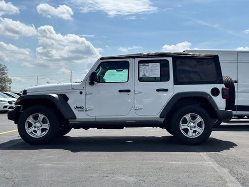 Used 2021 Jeep Wrangler Unlimited Sport image 4