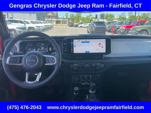 Certified 2025 Jeep Wrangler Unlimited Sahara AWD/4WD image 32