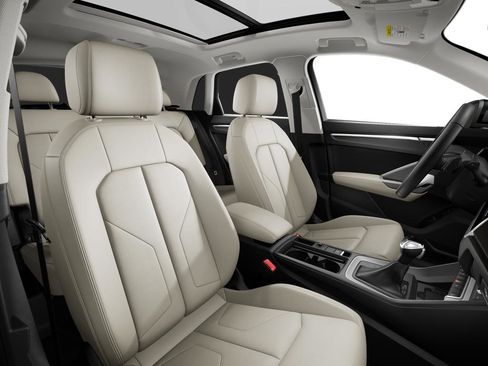 New 2025 Audi Q3 2.0T Premium image 8