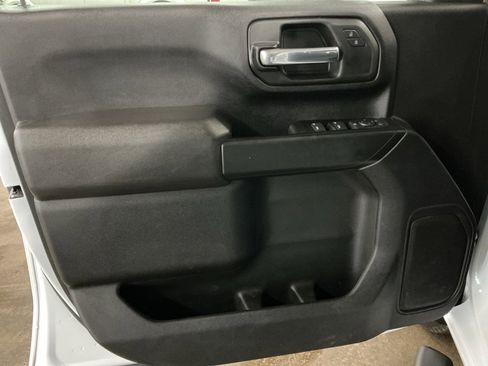 Used 2024 GMC Sierra 2500 Pro w/ Fleet Convenience Package image 11