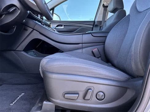 Used 2022 Hyundai Santa Fe SEL image 18