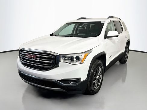 Used 2017 GMC Acadia SLT FWD image 4