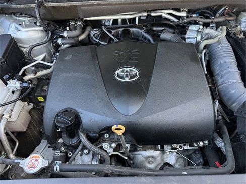 Used 2021 Toyota Highlander XSE image 35
