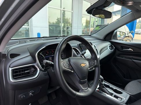 Used 2024 Chevrolet Equinox LT AWD/4WD image 7