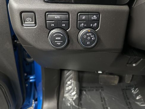 Used 2023 Chevrolet Silverado 1500 RST w/ Convenience Package II image 34