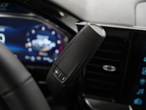 Used 2024 Chevrolet Silverado 3500 High Country w/ High Country Premium Package image 22