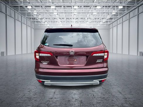 Used 2021 Honda Pilot Touring image 6