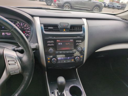 Used 2014 Nissan Altima 2.5 SV image 26
