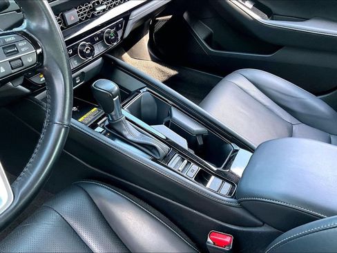 Used 2024 Honda Accord Touring image 15