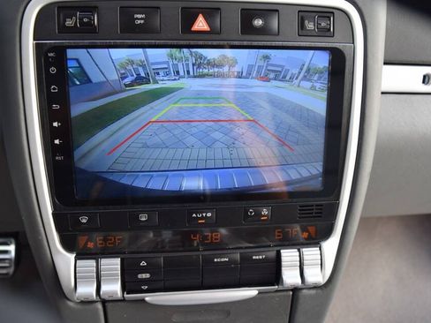 Used 2004 Porsche Cayenne Turbo AWD/4WD image 60