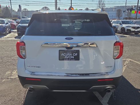 Used 2022 Ford Explorer Limited w/ Equipment Group 301A image 6