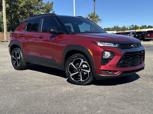 Used 2023 Chevrolet TrailBlazer RS w/ Convenience Package image 2